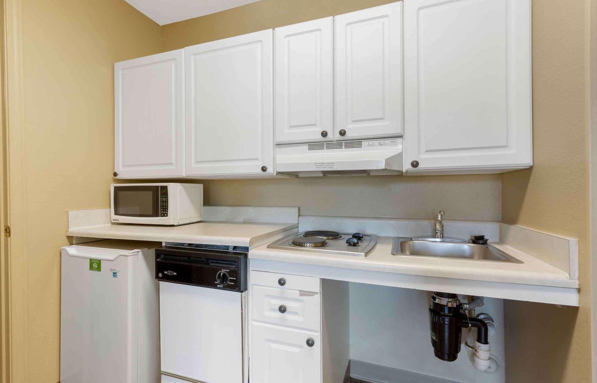 Extended Stay America Select Suites - Atlanta - Perimeter - Peachtree Dunwoody Exterior photo