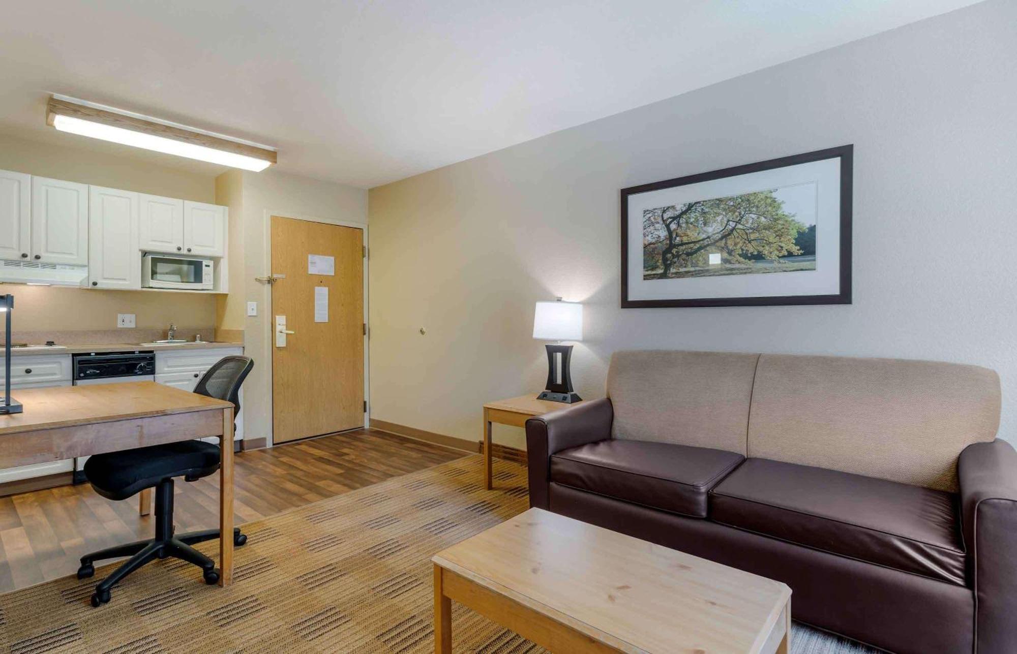 Extended Stay America Select Suites - Atlanta - Perimeter - Peachtree Dunwoody Exterior photo