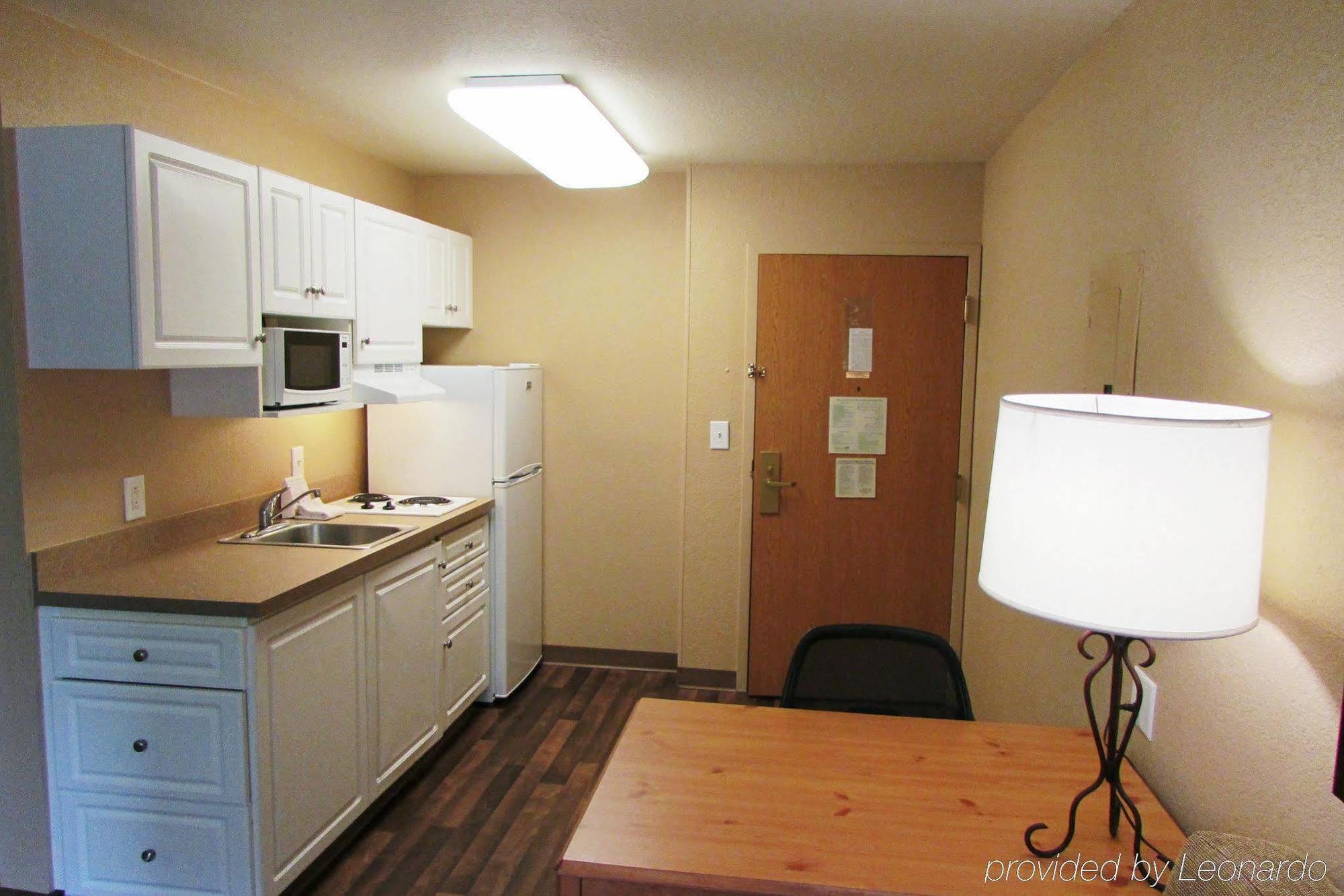 Extended Stay America Select Suites - Atlanta - Perimeter - Peachtree Dunwoody Exterior photo